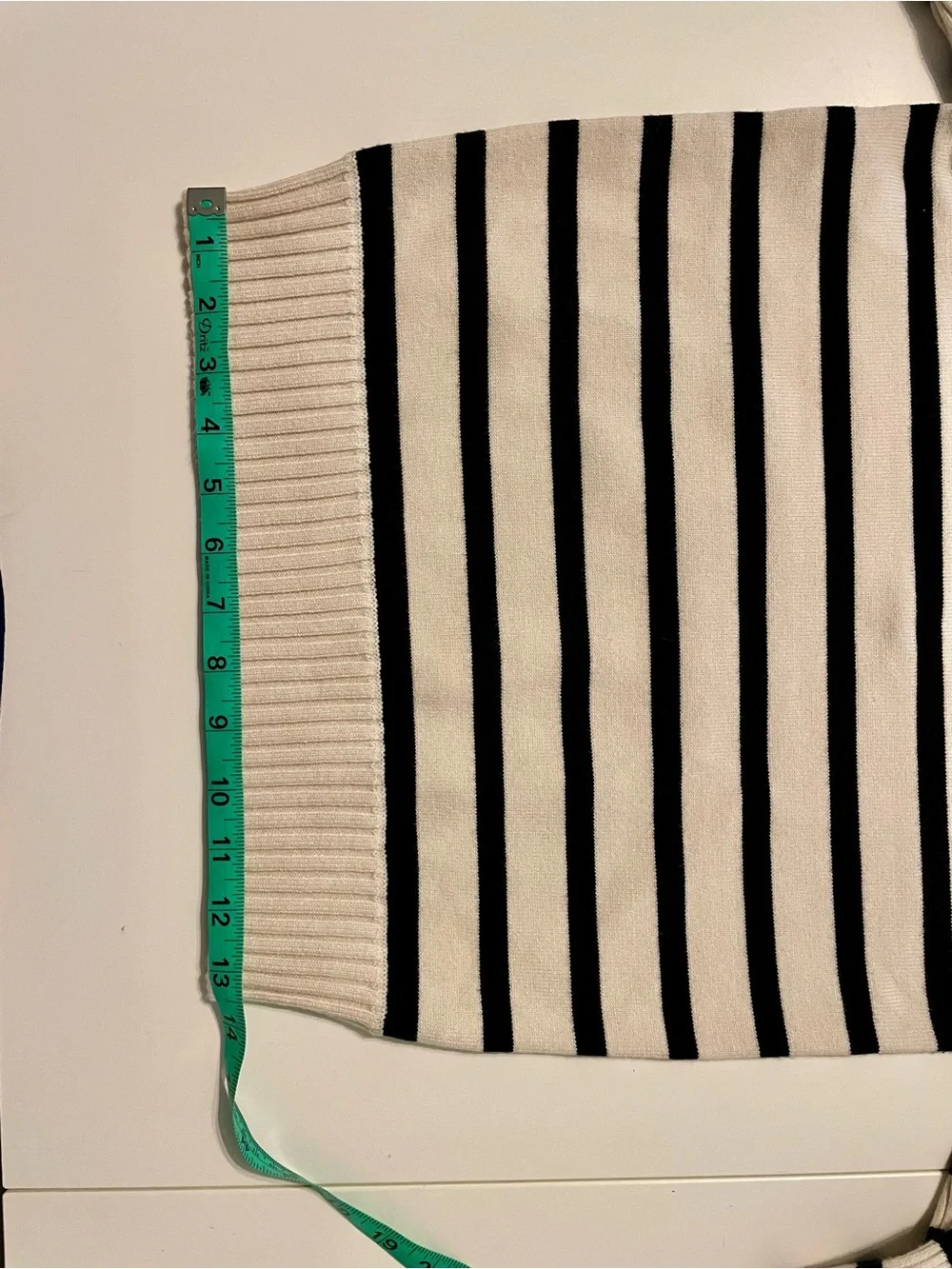 Evereve Harlow Black & Ivory Striped Crewneck Sweater w Faux Suade sleeves